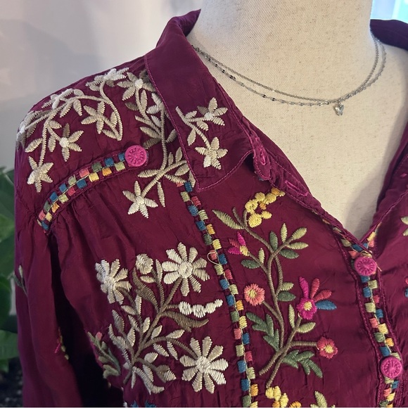 Johnny Was Bethan Embroidered Blouse in Red Wine - Picture 3 of 9